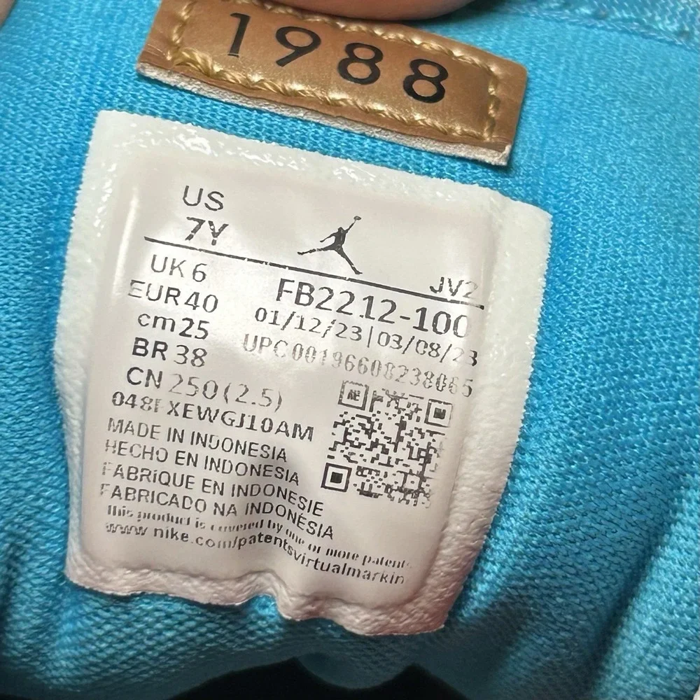 Air Jordan I 1 Mid NC To Chi sz‎ 7Y FB2212-100